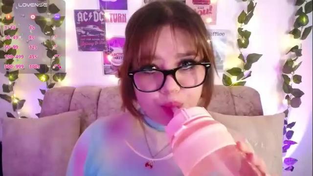Image 3 of chaarlotte_1 Stream on Chaturbate on 2 months ago