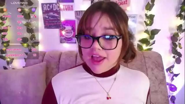 Image 3 of chaarlotte_1 Stream on Chaturbate on 2 months ago