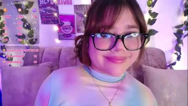Image 10 of chaarlotte_1 Stream on Chaturbate on 1 month ago
