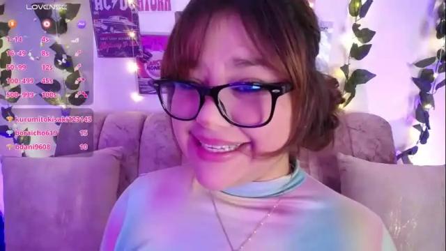 Image 11 of chaarlotte_1 Stream on Chaturbate on 1 month ago