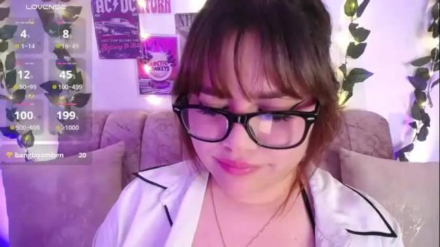 Image 3 of chaarlotte_1 Stream on Chaturbate on 1 month ago