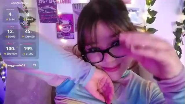 Image 8 of chaarlotte_1 Stream on Chaturbate on 26 days ago
