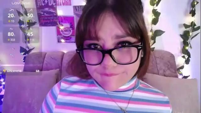 Image 10 of chaarlotte_1 Stream on Chaturbate on 19 days ago