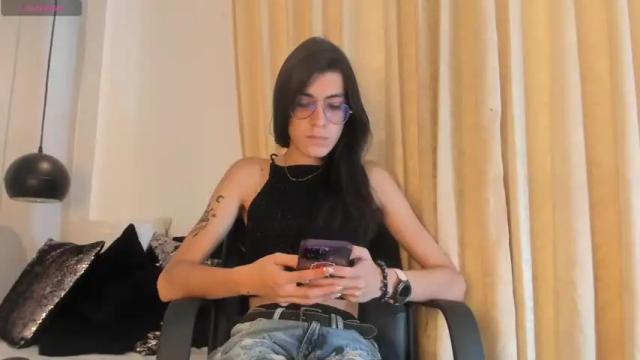 Image 4 of chaminela_27 Stream on Chaturbate on 19 months ago