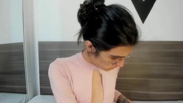 Thumbnail 2, chaminela_27's Stream at Chaturbate, 16 months ago