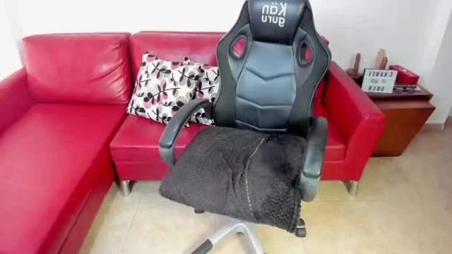 Image 12 of chanel_gold Stream on Chaturbate on 12 months ago