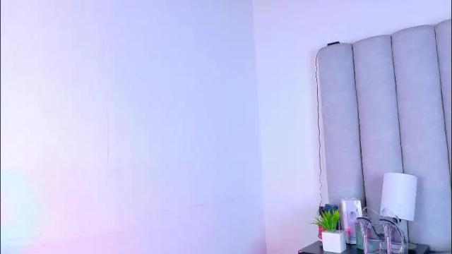 Image 11 of chaneladamss_ Stream on Chaturbate on 1 month ago