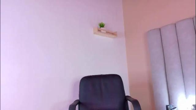 Image 10 of chaneladamss_ Stream on Chaturbate on 1 month ago