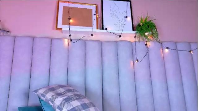 Image 8 of chaneladamss_ Stream on Chaturbate on 13 days ago