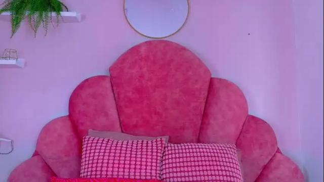 Image 6 of chaneladamss_ Stream on Chaturbate on 21 hours ago