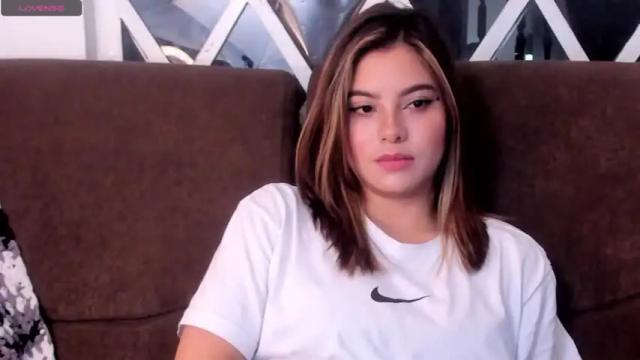 Image 3 of chanell1_ Stream on Chaturbate on 13 months ago