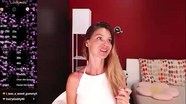 Image 6 of chaneltheron Stream on Chaturbate on 2 months ago