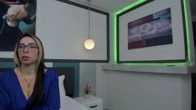 Image 2 of channel_rousse Stream on Chaturbate on 22 months ago