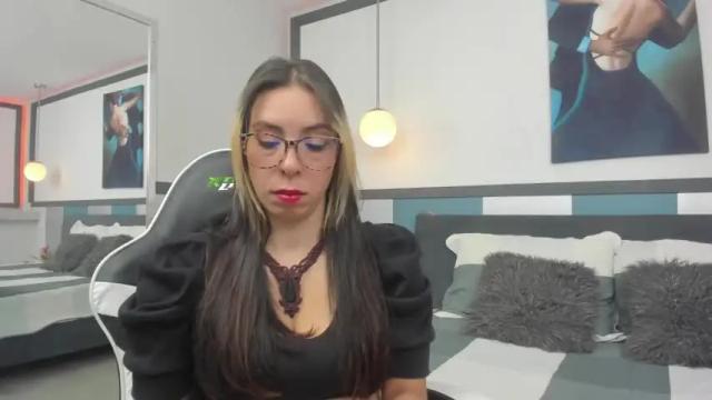 Image 11 of channel_rousse Stream on Chaturbate on 14 months ago