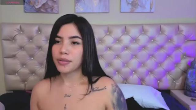 Image 3 of channeljonson Stream on Chaturbate on 1 month ago