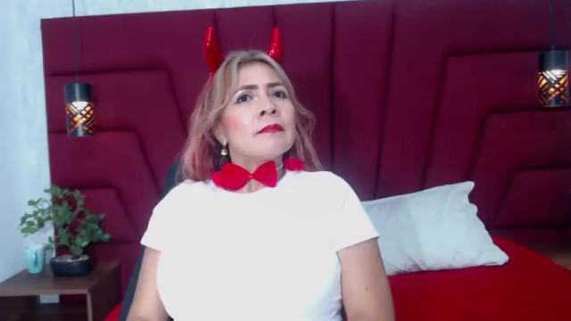 Thumbnail 3, chantal_012's Stream at Chaturbate, 27 months ago