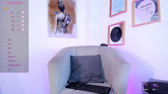 Thumbnail 1, chantal_giordano's Stream at Chaturbate, 17 months ago