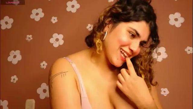 Image 6 of chantal_leon Stream on Chaturbate on 5 months ago