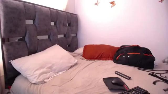 Image 12 of chantal_thompson Stream on Chaturbate on 12 months ago