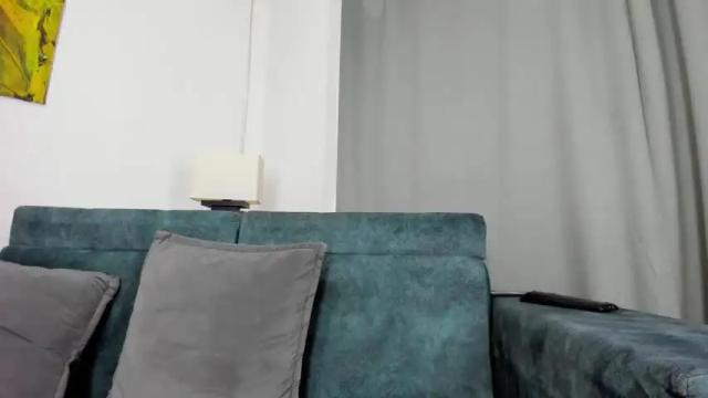 Image 12 of chantall_smiith Stream on Chaturbate on 16 months ago