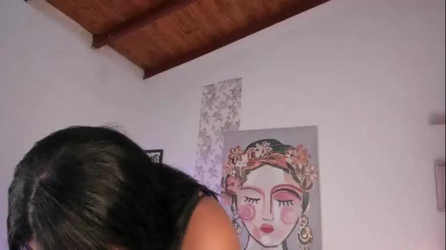 Image 4 of chantall_smith Stream on Chaturbate on 27 days ago