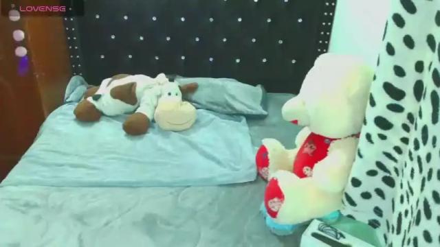 Image 3 of chantalvedette Stream on Chaturbate on 13 months ago