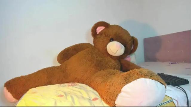 Image 10 of chantellebony Stream on Chaturbate on 3 months ago