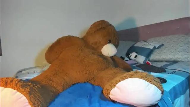 Image 3 of chantellebony Stream on Chaturbate on 1 month ago