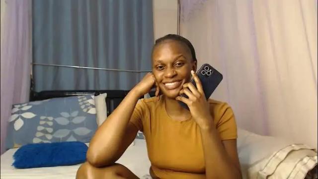 Image 2 of chantelsamz2 Stream on Chaturbate on 5 months ago