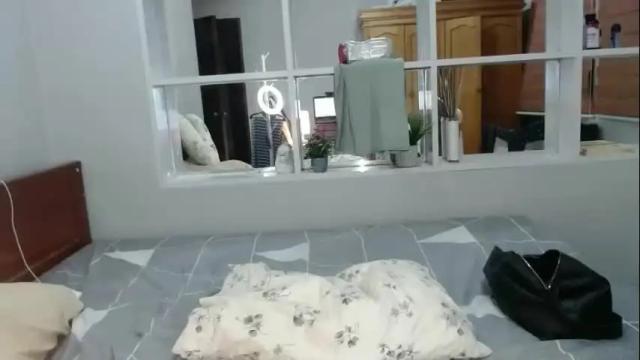 Image 4 of charcolita Stream on Chaturbate on 4 months ago