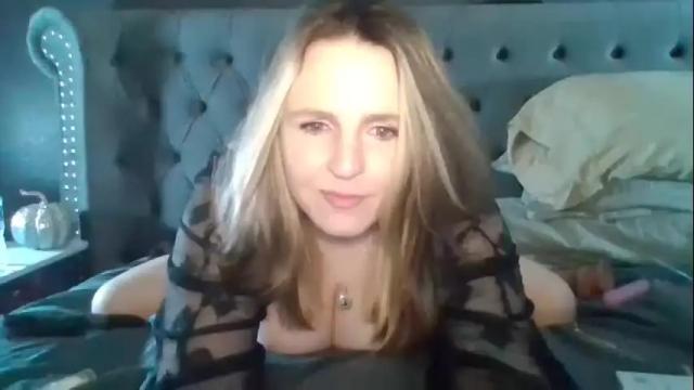Image 3 of charismaticvibes Stream on Chaturbate on 20 months ago