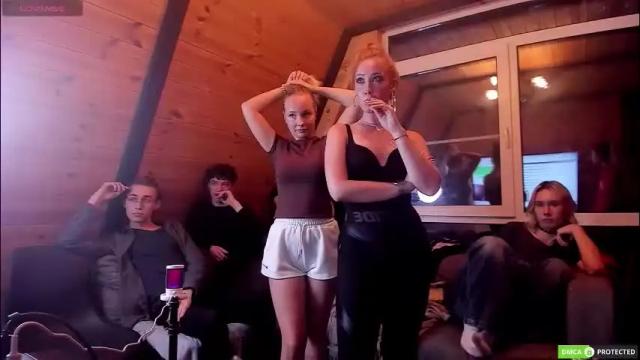 Image 7 of charlenedyson Stream on Chaturbate on 1 month ago