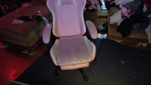 Image 11 of charli_girl Stream on Chaturbate on 1 month ago