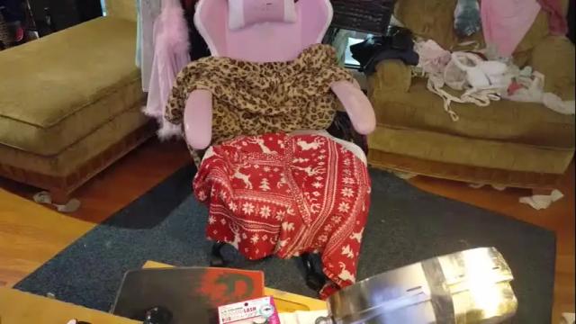 Image 3 of charli_girl Stream on Chaturbate on 1 month ago