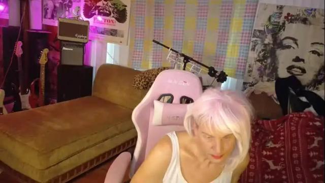 Image 10 of charli_girl Stream on Chaturbate on 1 month ago