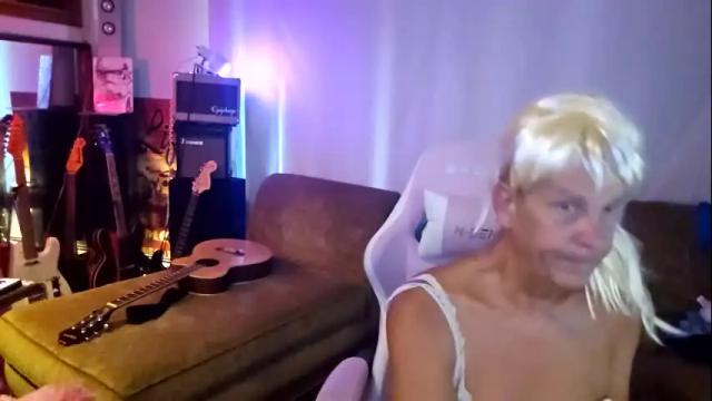 Image 11 of charli_girl Stream on Chaturbate on 2 months ago