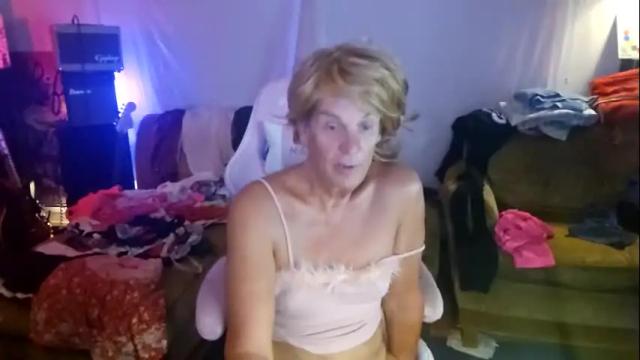 Image 6 of charli_girl Stream on Chaturbate on 2 months ago