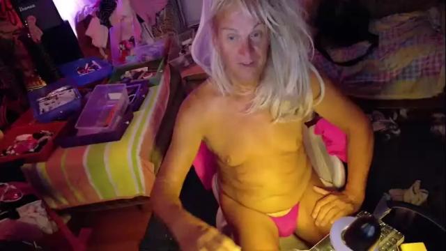 Image 2 of charli_girl Stream on Chaturbate on 27 days ago