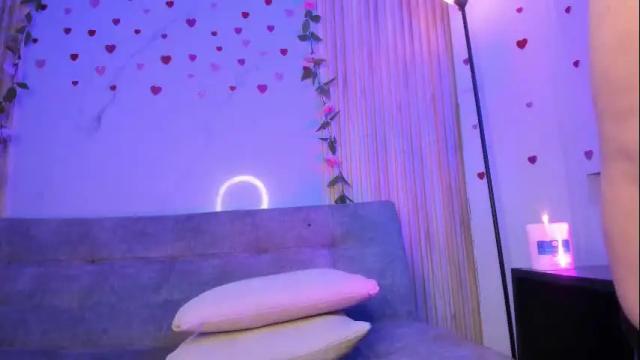 Image 11 of charlie_baker_ Stream on Chaturbate on 1 month ago
