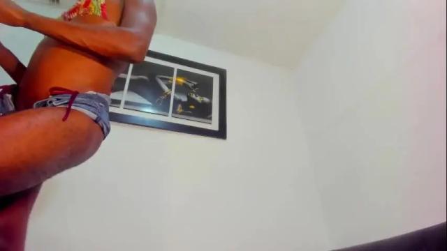 Image 6 of charlie_maartinez Stream on Chaturbate on 28 days ago