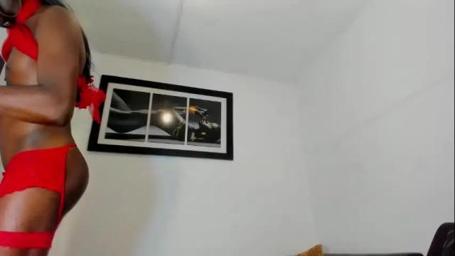 Image 3 of charlie_maartinez Stream on Chaturbate on 4 months ago