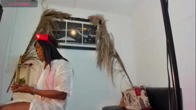 Image 3 of charlie_maartinez Stream on Chaturbate on 4 months ago