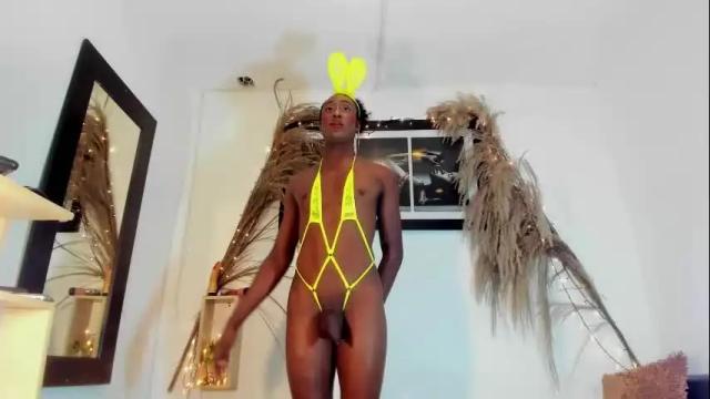 Image 7 of charlie_maartinez Stream on Chaturbate on 4 months ago