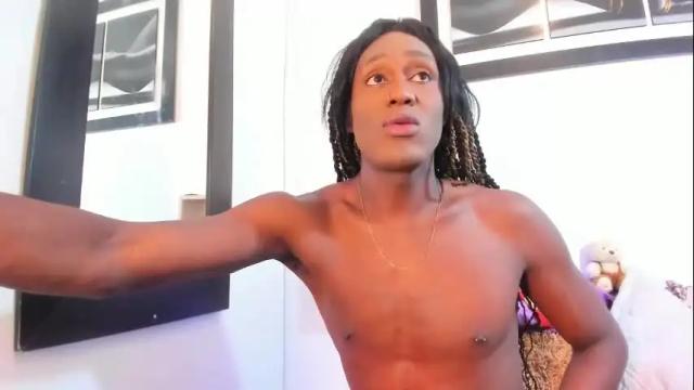 Image 2 of charlie_maartinez Stream on Chaturbate on 4 months ago