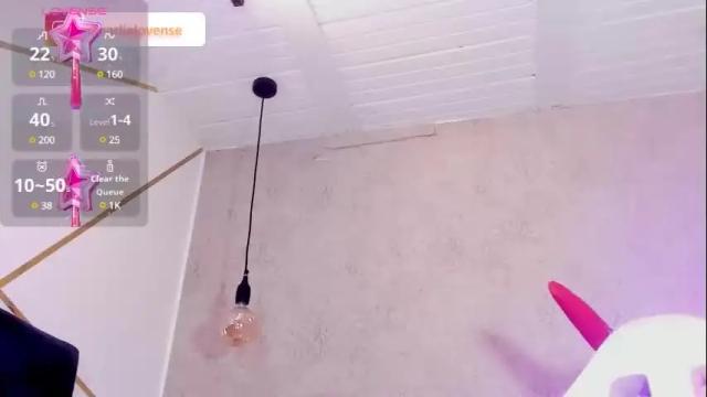 Image 4 of charlie_williams_1 Stream on Chaturbate on 4 days ago