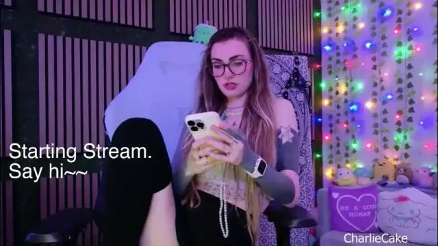 Image 6 of charliecake Stream on Chaturbate on 24 days ago