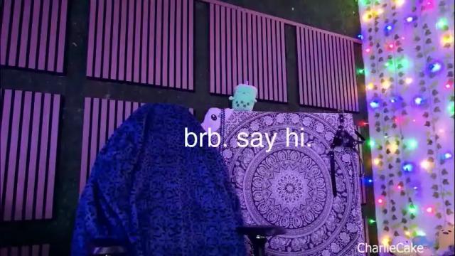 Image 7 of charliecake Stream on Chaturbate on 22 days ago