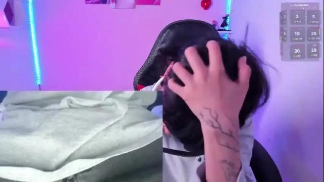 Image 6 of charlietaylor_ Stream on Chaturbate on 1 month ago