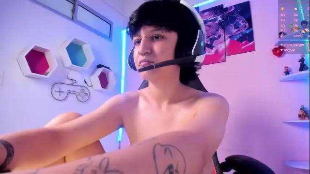 Thumbnail 3, charlietaylor_'s Stream at Chaturbate, 27 days ago