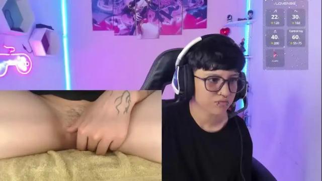 Image 4 of charlietaylor_ Stream on Chaturbate on 15 days ago